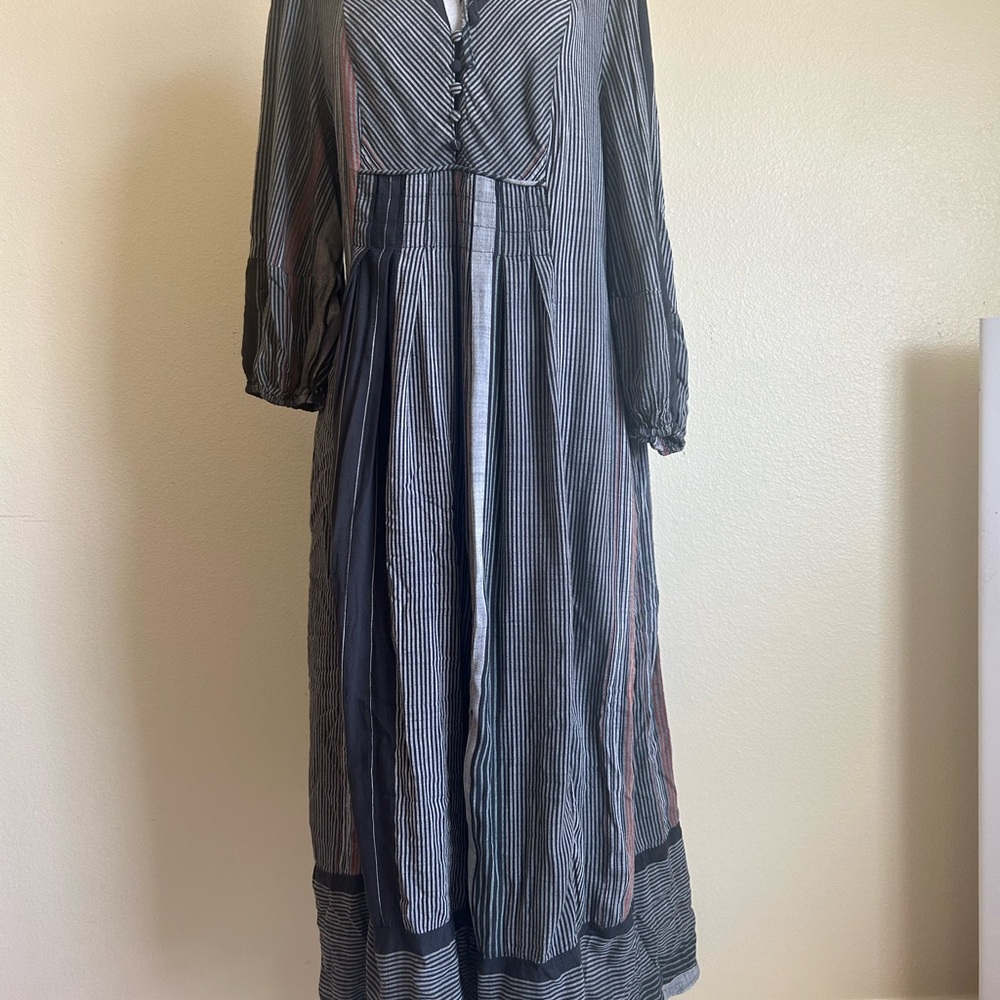 Universal Thread Gray Tiered Maxi Dress with V-Neck